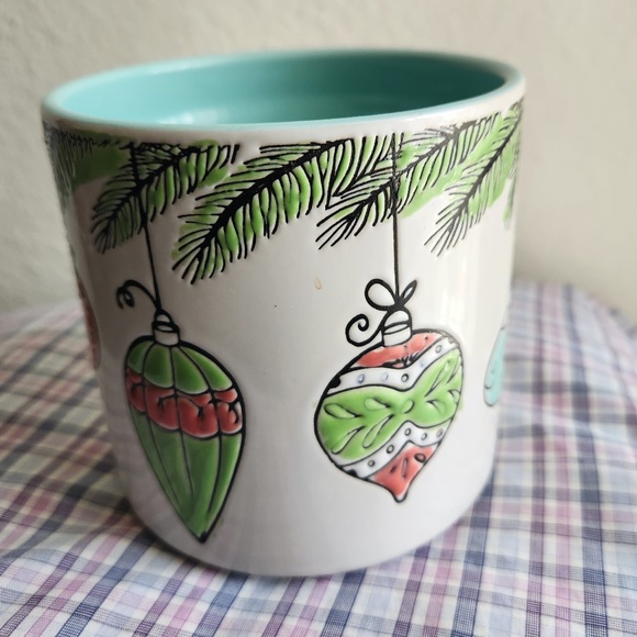 Spectrum Designz Christmas Ornaments Design Camello Retro Canister Jar 4" - Picture 2 of 8